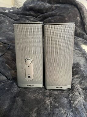 Bose Silver Desktop Computer Speakers with Volume Control